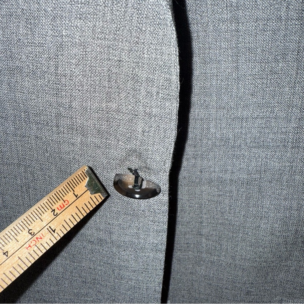 $499 Suitsupply Lazio 100% Wool VBC light Gray Suit jacket Blazer 36S *As-is* - Picture 11 of 17